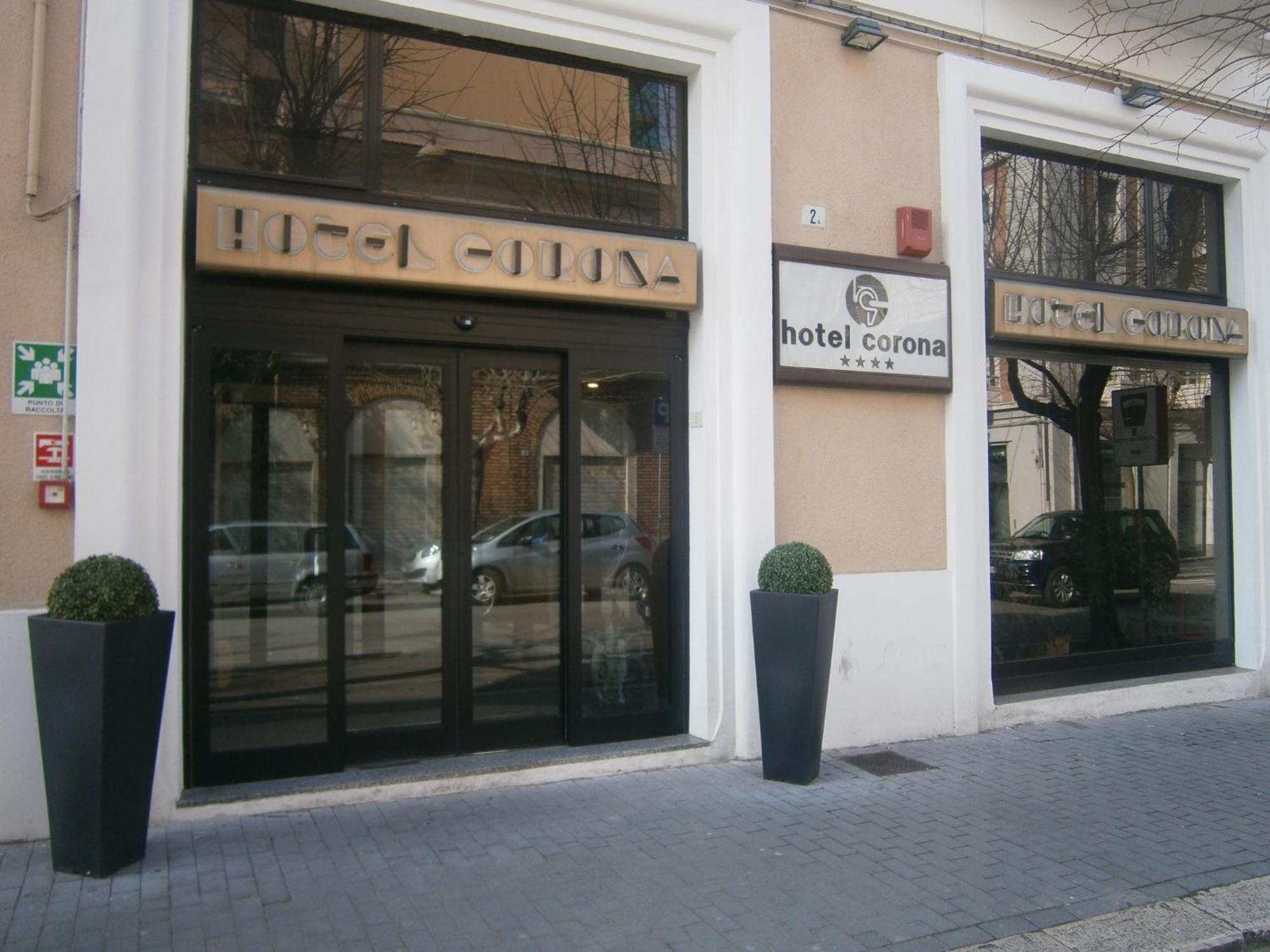 Hotel Corona Termoli Luaran gambar